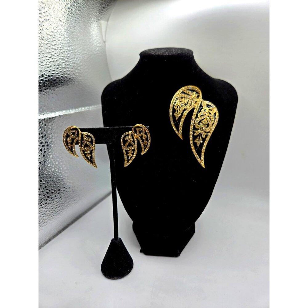 Vintage BUTLER Signed Black & Gold Rhinestone Leaf Brooch Earrings Set